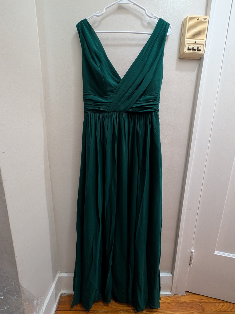 Dressy Collection by Vivian Diamond Green Maxi Dress - size 10